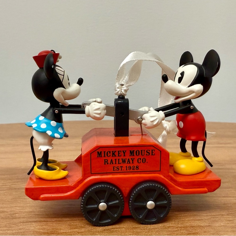 Hallmark Keepsake Magic 2008 Mickey & Minnie Mouse Railway Co. Disney Ornament - Picture 3 of 5